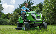T4 Series - side discharge for lawns up to approx. 8000m²